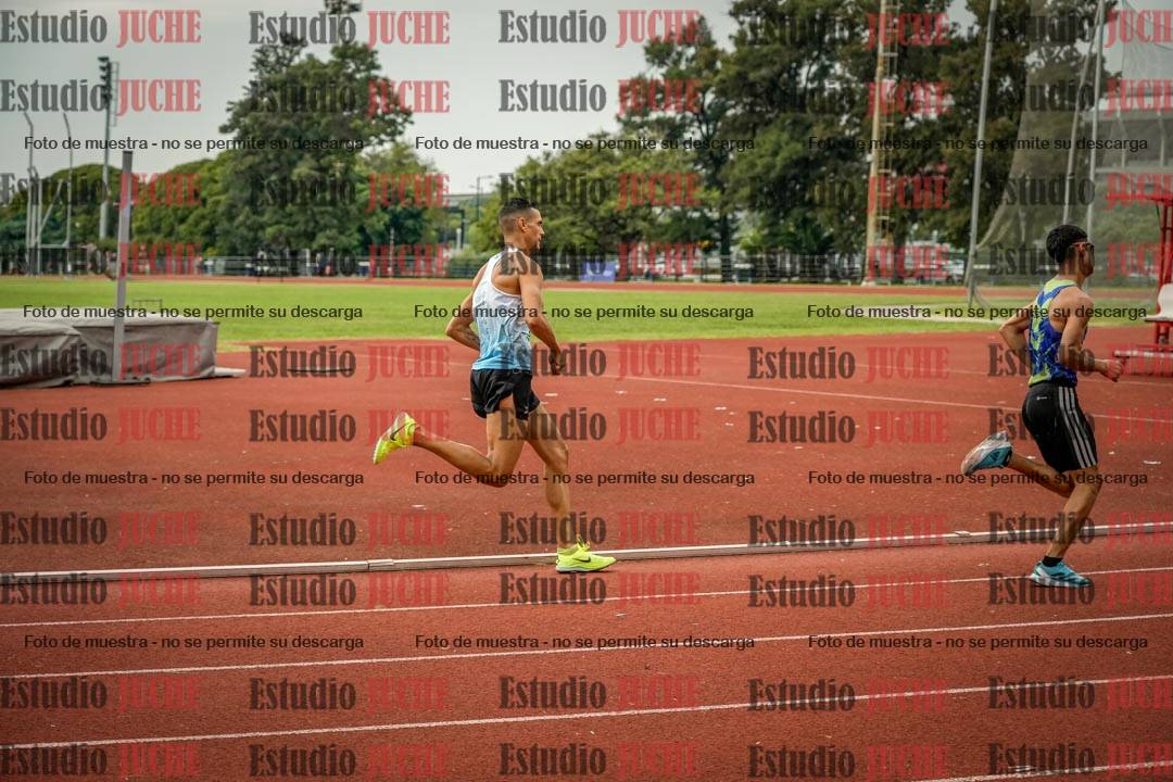 Fotos de los 800 m de varones