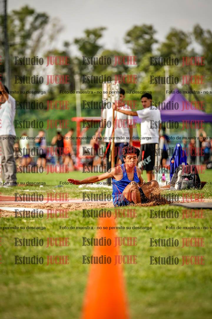 Fotos del salto triple de mujeres y varones