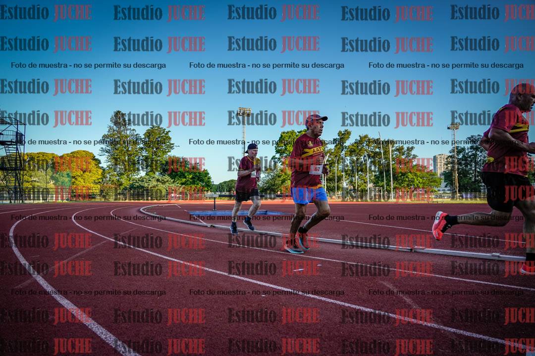 Fotos de los 3000 m llanos de varones