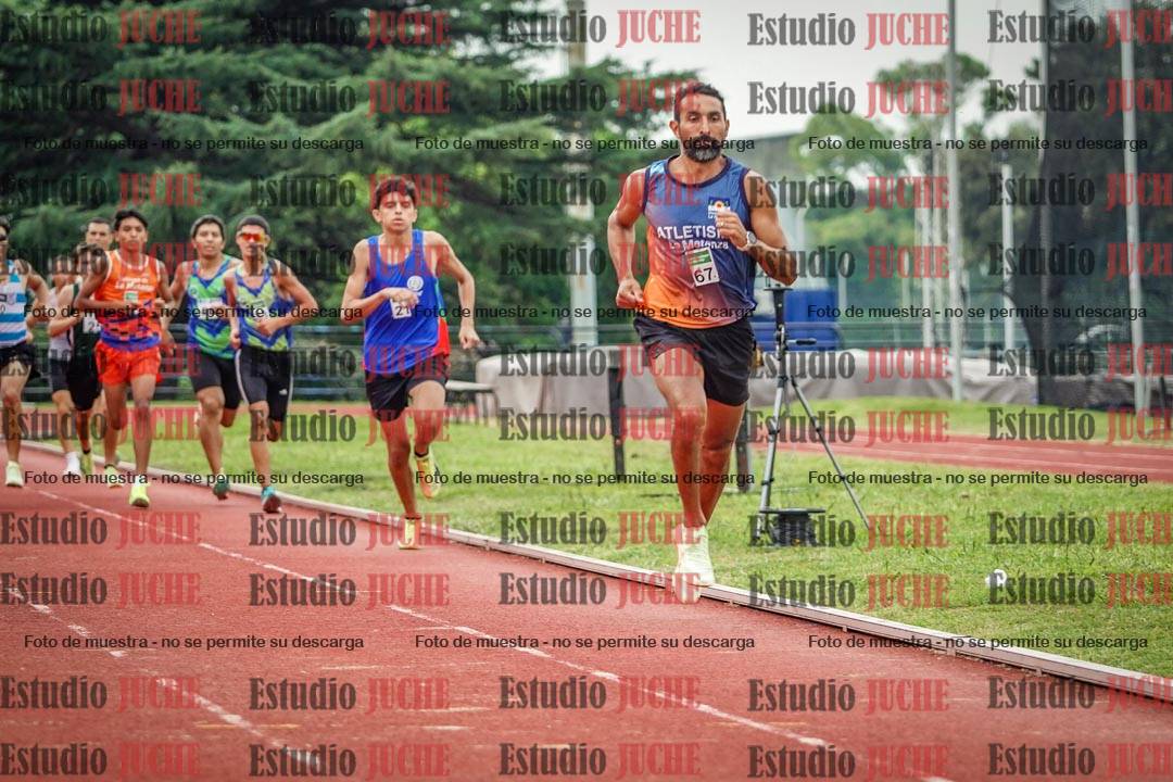 Fotos de los 800 m de varones