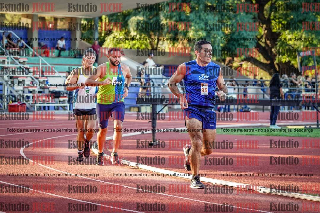 Fotos de los 3000 m llanos de varones