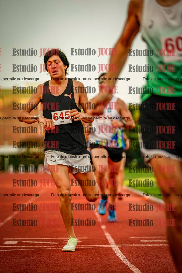 Fotos de los 1500 m llanos de varones