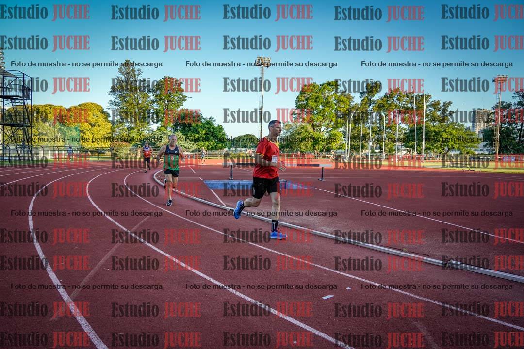 Fotos de los 3000 m llanos de varones