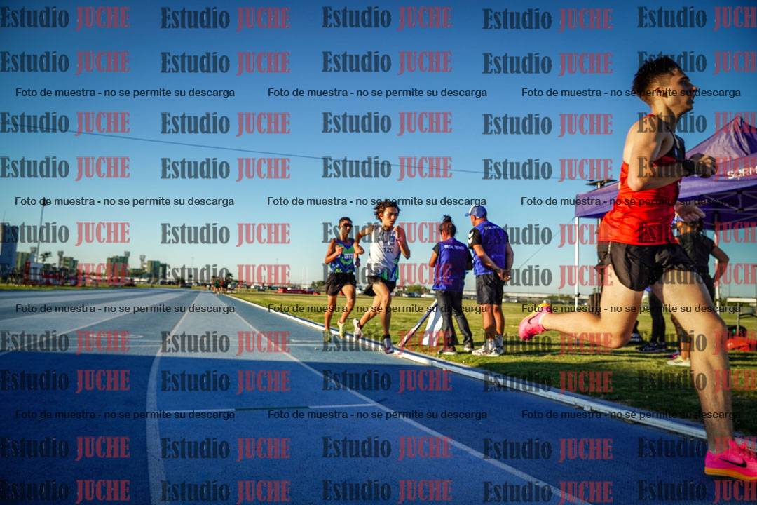 Fotos de los 1500 m llanos de varones