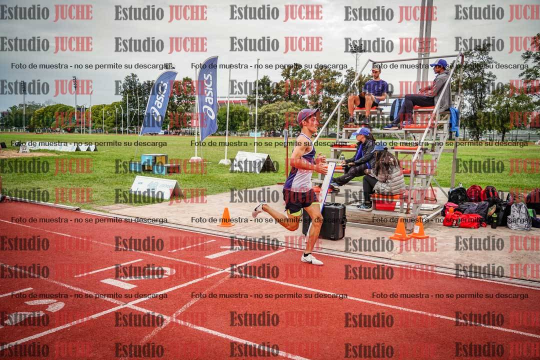 Fotos de los 3000 m llanos de varones