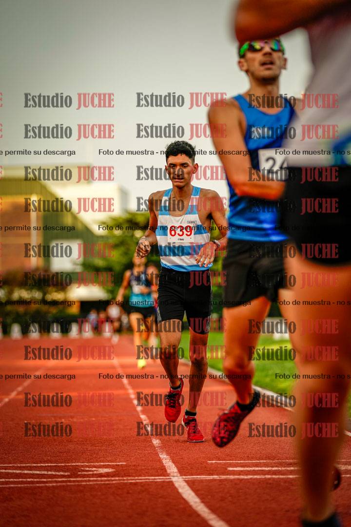 Fotos de los 1500 m llanos de varones