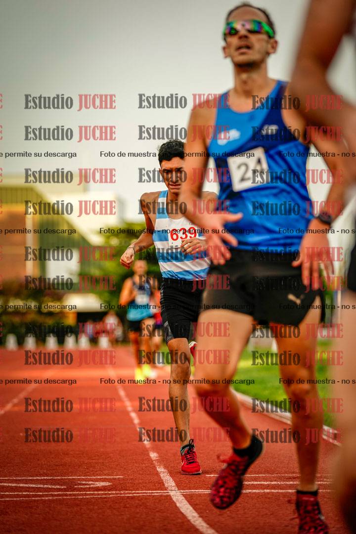 Fotos de los 1500 m llanos de varones