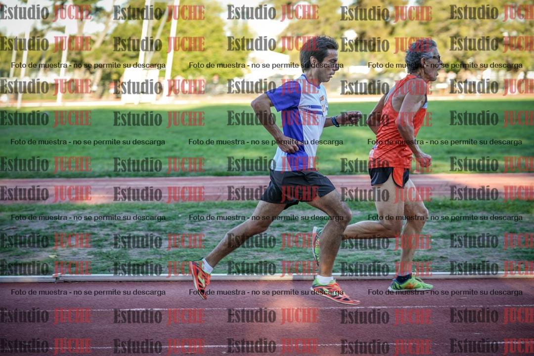 Fotos de los 3000 m llanos de varones