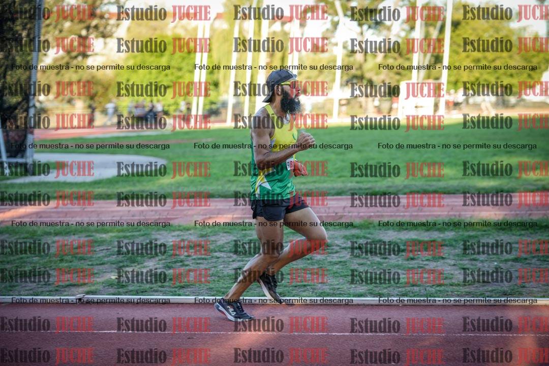 Fotos de los 3000 m llanos de varones