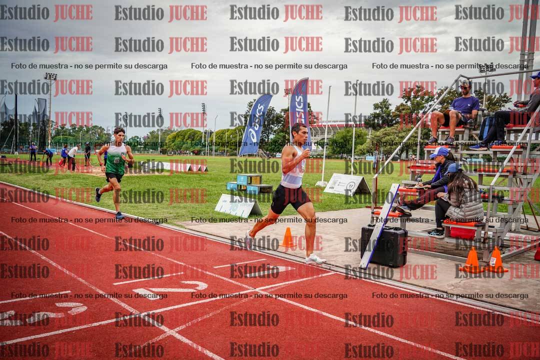 Fotos de los 3000 m llanos de varones