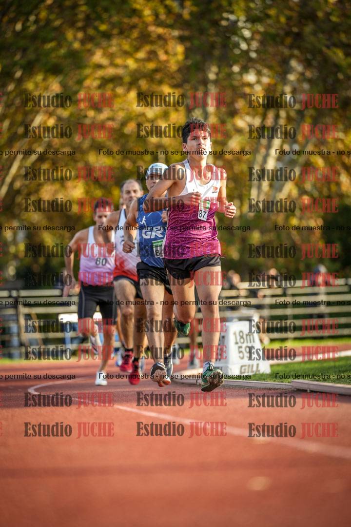 Fotos de los 3000 m llanos de varones