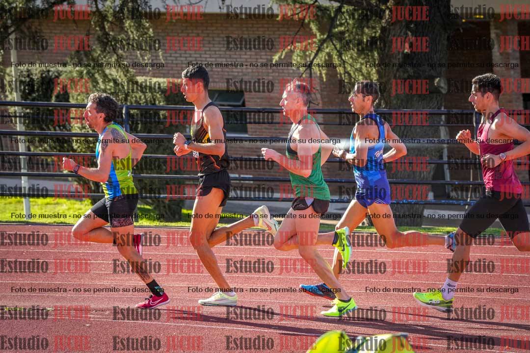 Fotos de los 3000 m llanos de varones