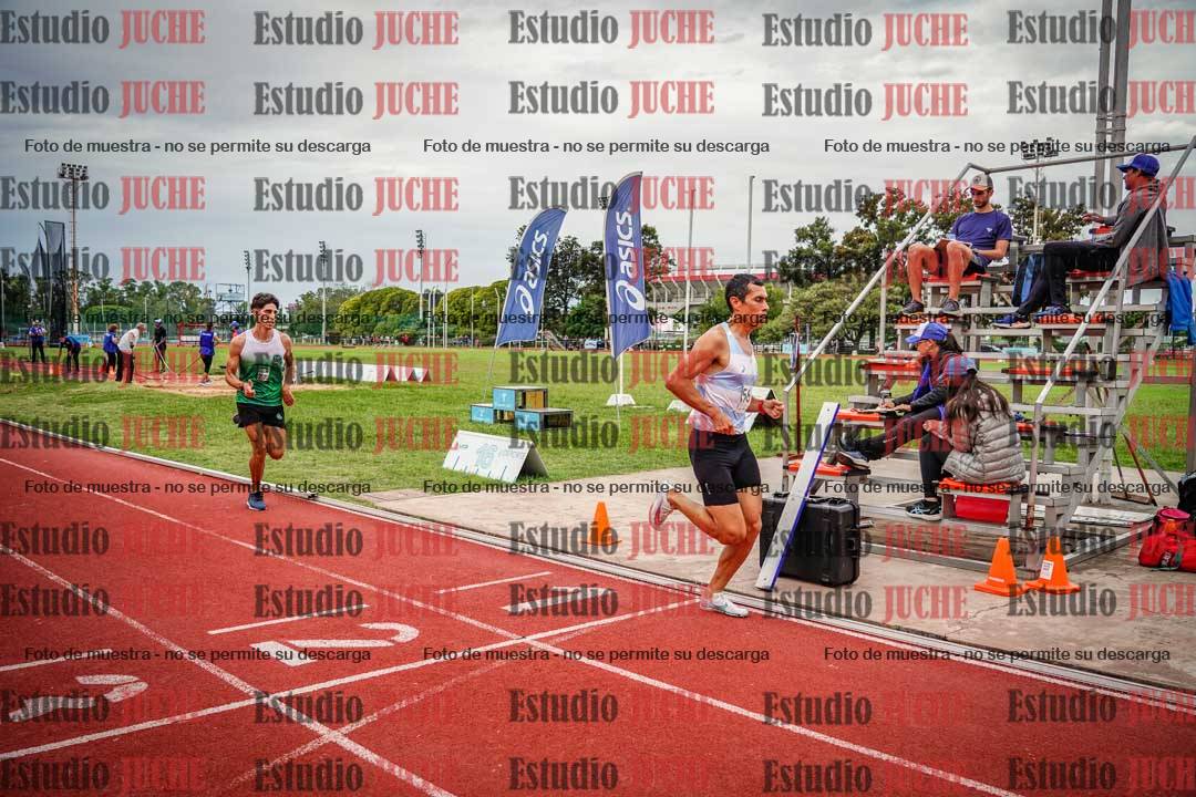 Fotos de los 3000 m llanos de varones