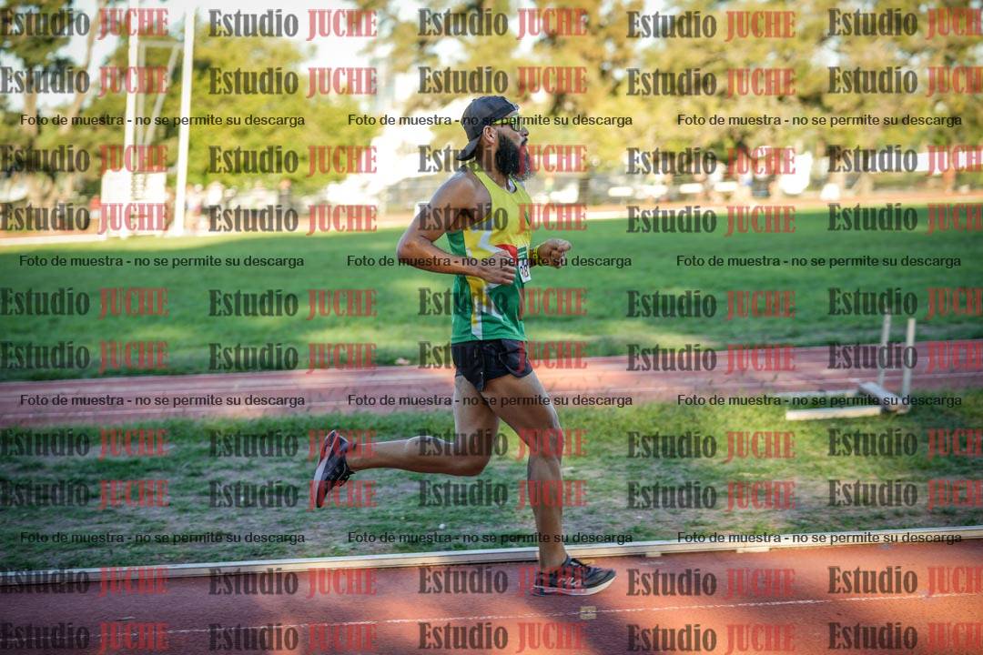 Fotos de los 3000 m llanos de varones
