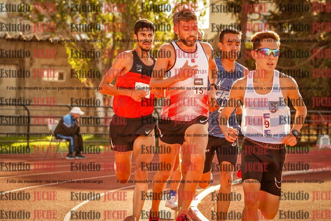 Fotos de los 3000 m llanos de varones