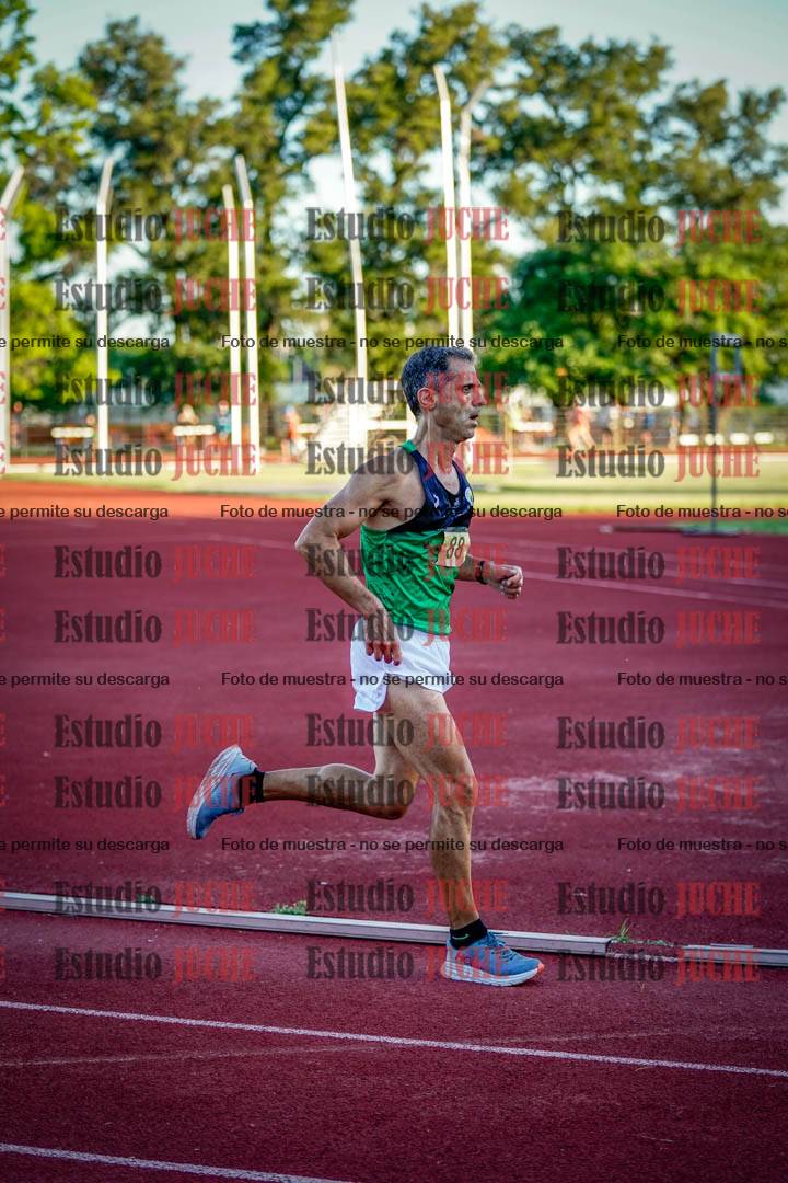 Fotos de los 3000 m llanos de varones