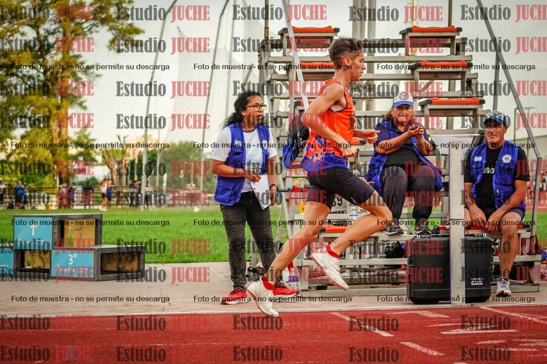 Fotos de los 1500 m llanos de varones
