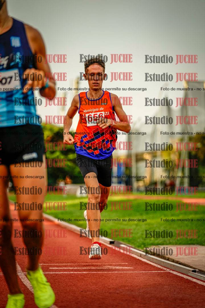 Fotos de los 1500 m llanos de varones