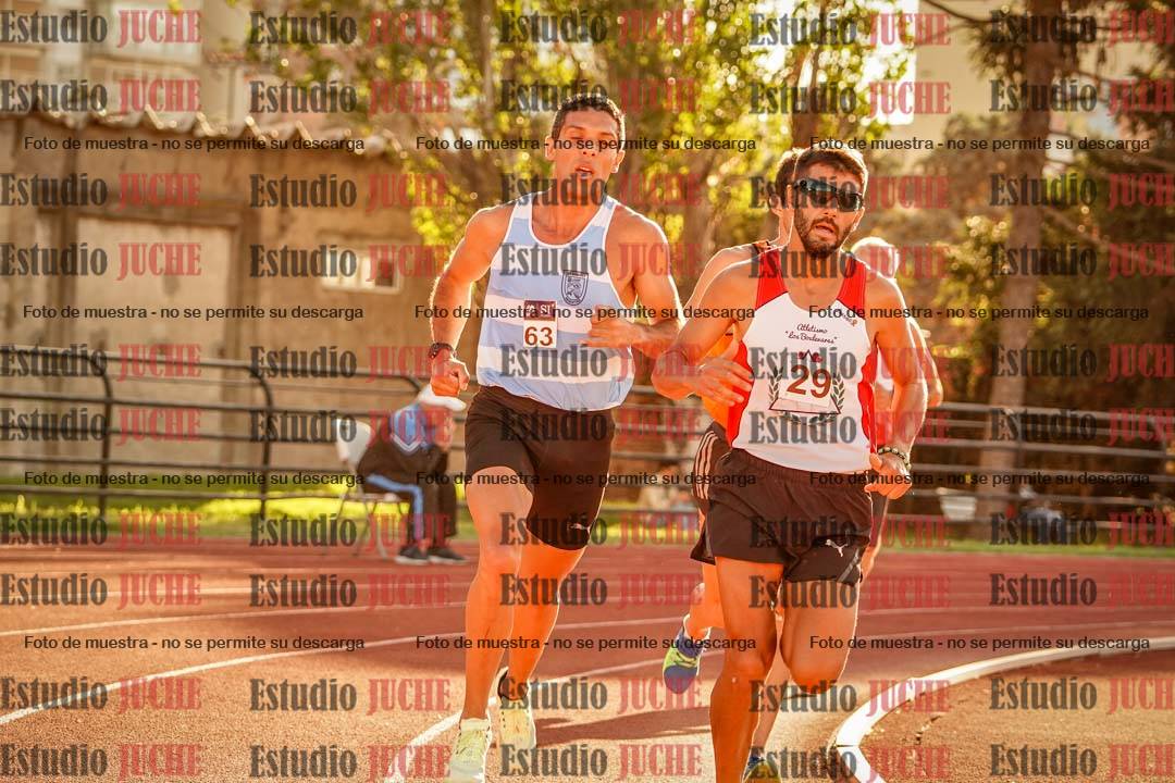 Fotos de los 3000 m llanos de varones