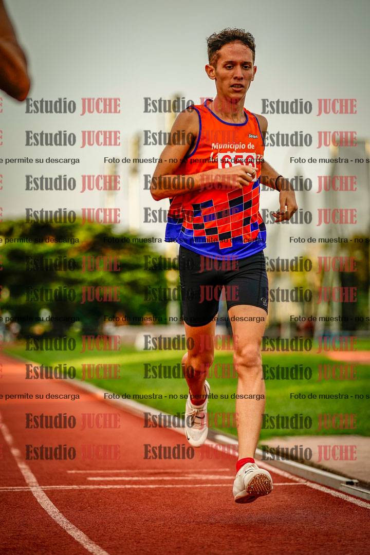 Fotos de los 1500 m llanos de varones
