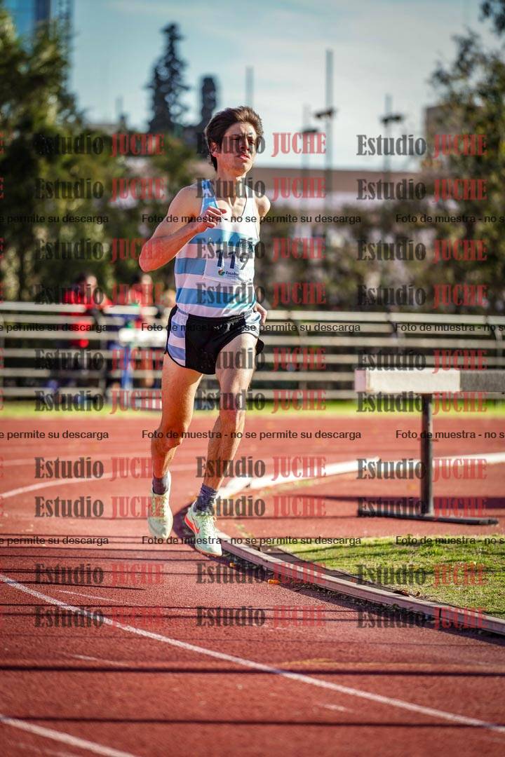 Fotos de los 3000 m llanos de varones