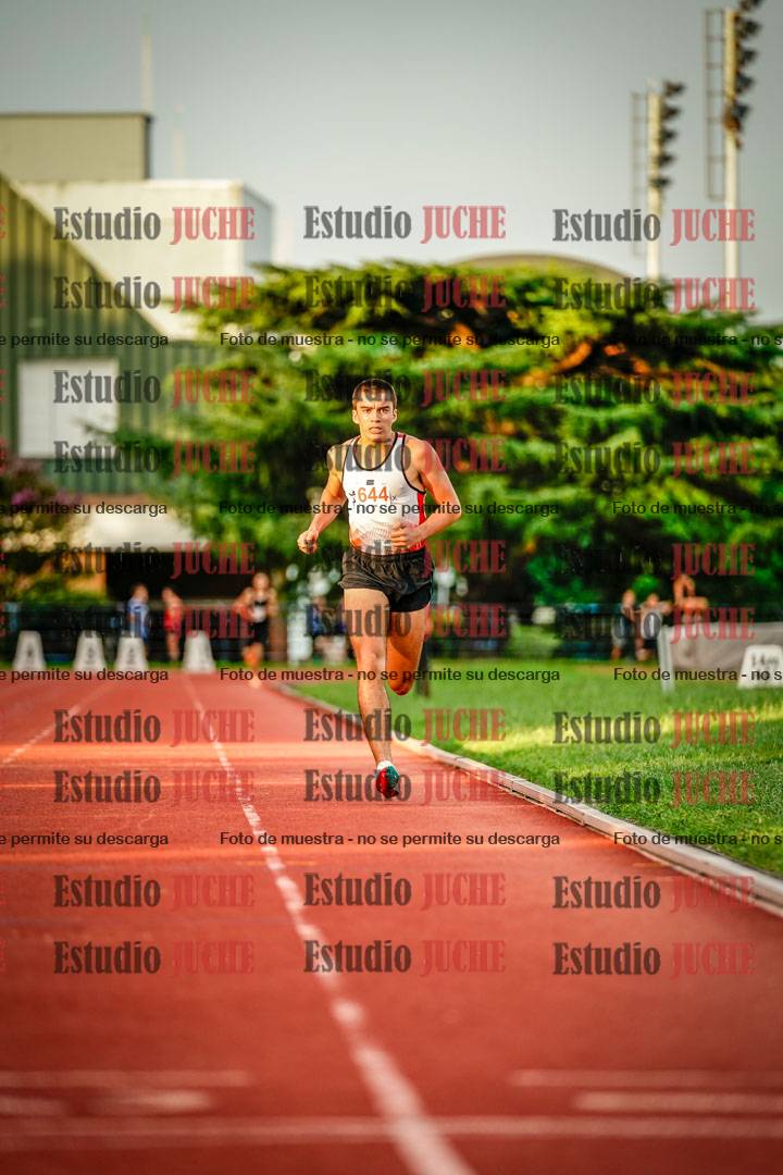 Fotos de los 1500 m llanos de varones