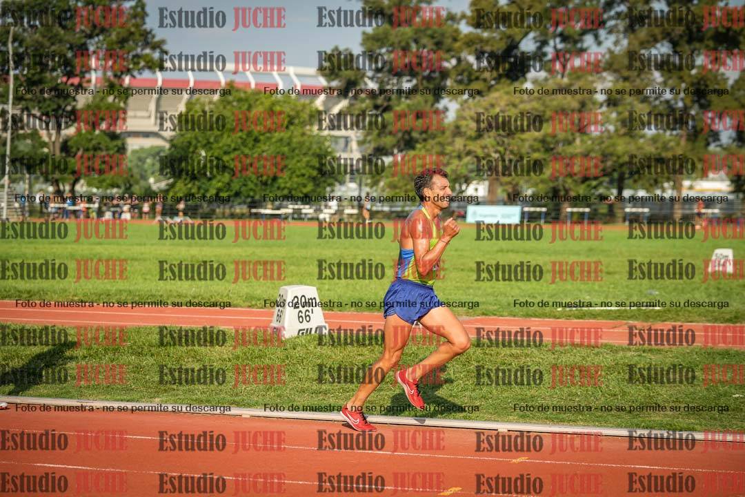 Fotos de los 3000 m llanos de varones