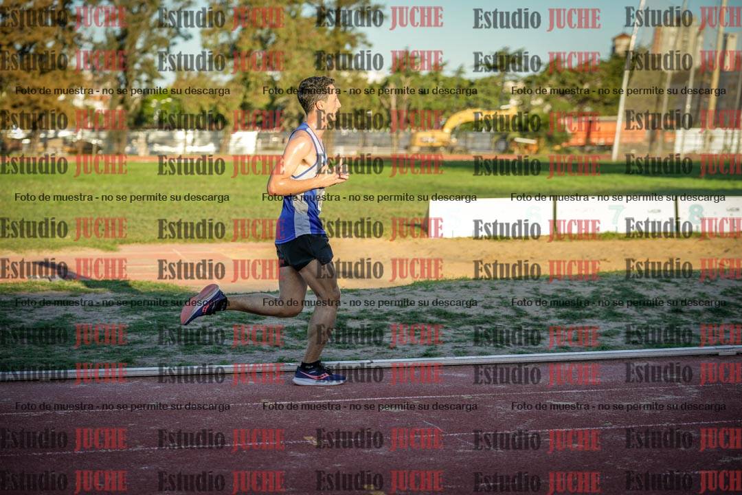 Fotos de los 3000 m llanos de varones