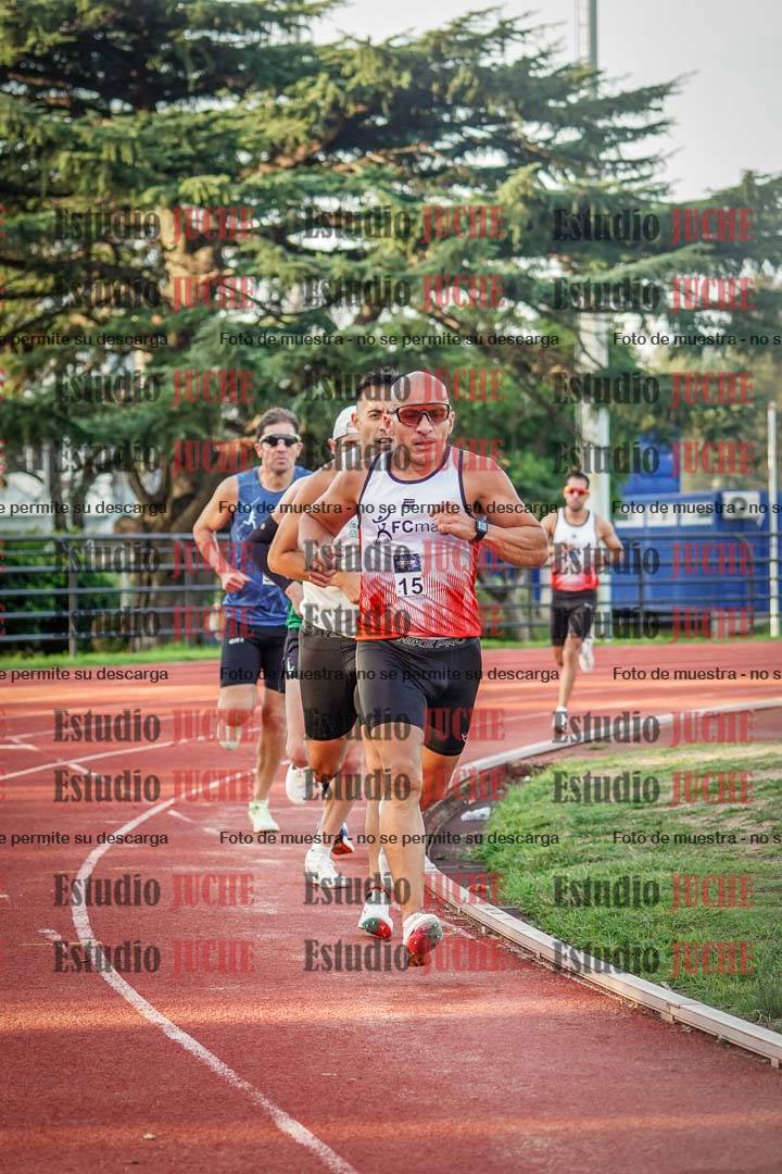 Fotos de los 3000 m llanos de varones