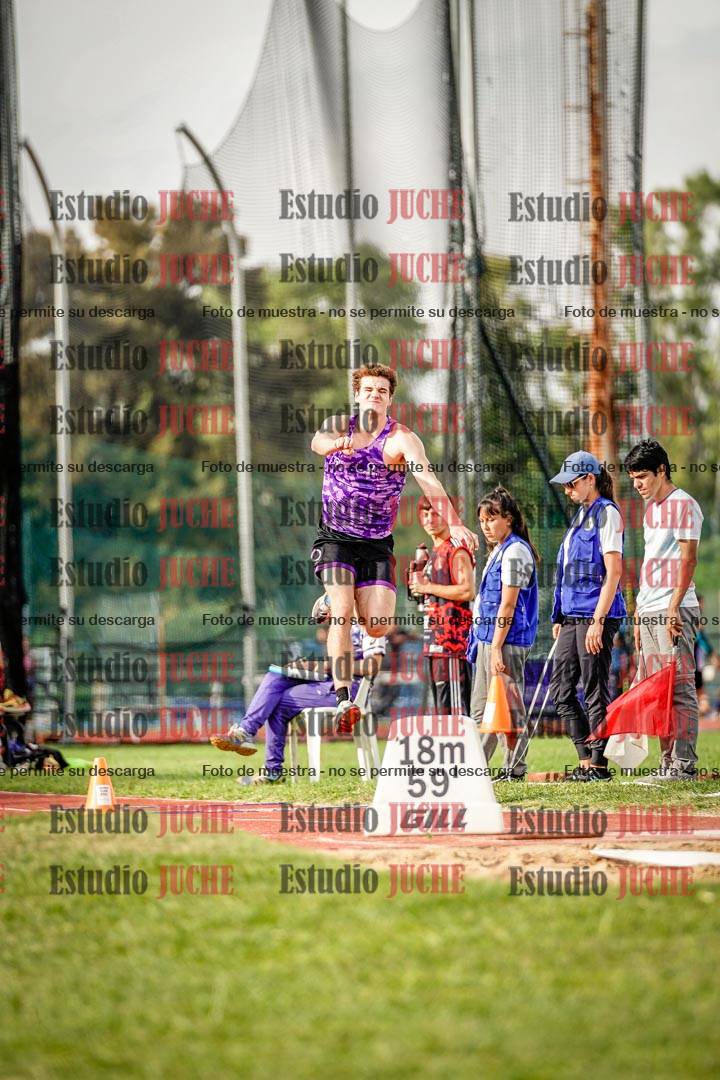 Fotos del salto triple de mujeres y varones