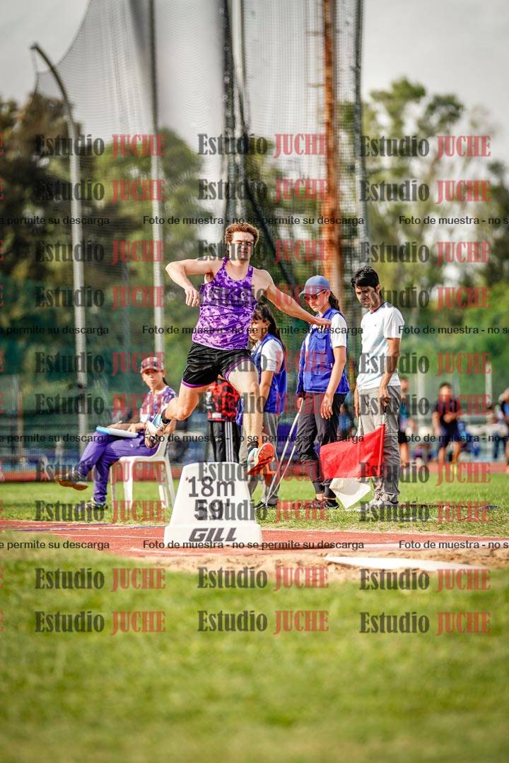Fotos del salto triple de mujeres y varones