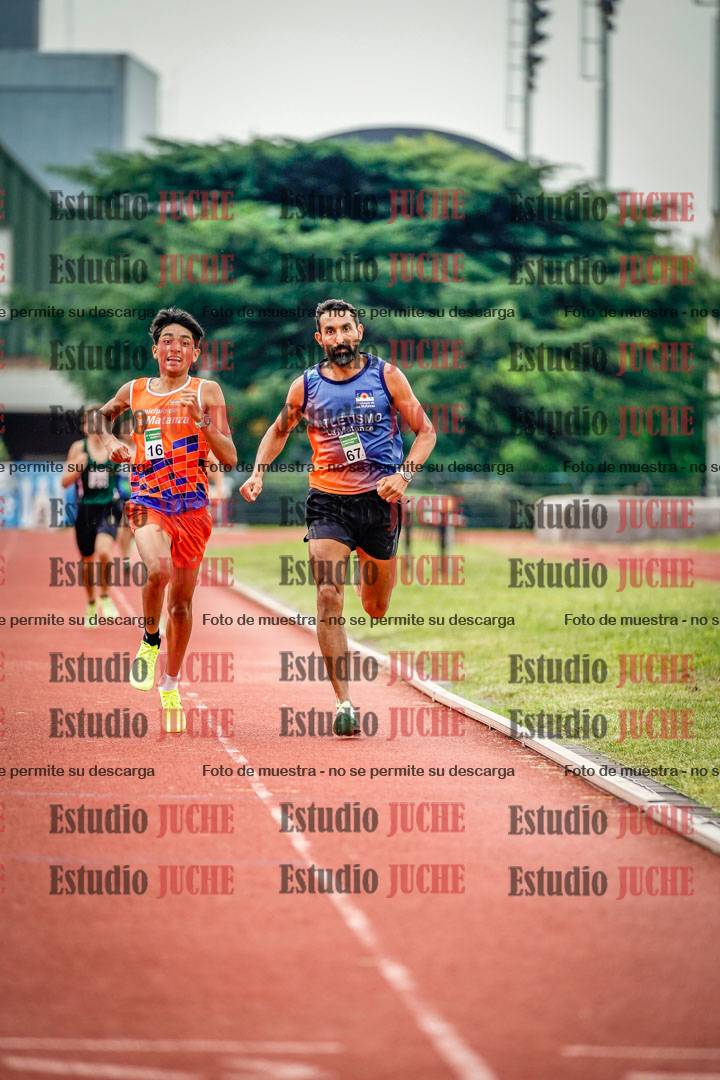 Fotos de los 800 m de varones