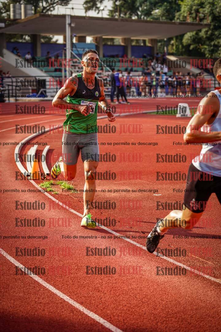 Fotos de los 3000 m llanos de varones