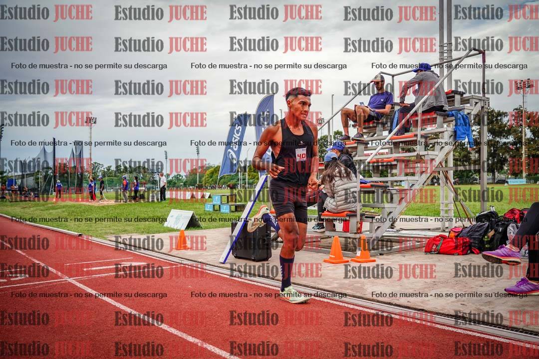 Fotos de los 3000 m llanos de varones