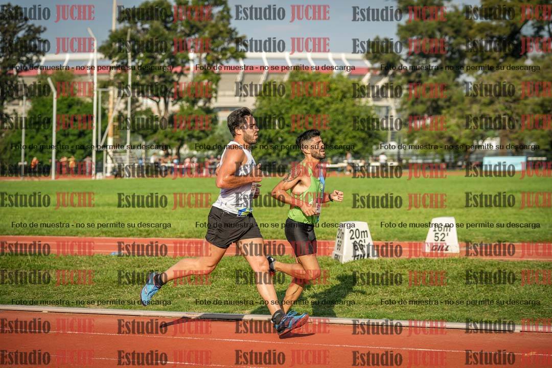 Fotos de los 3000 m llanos de varones