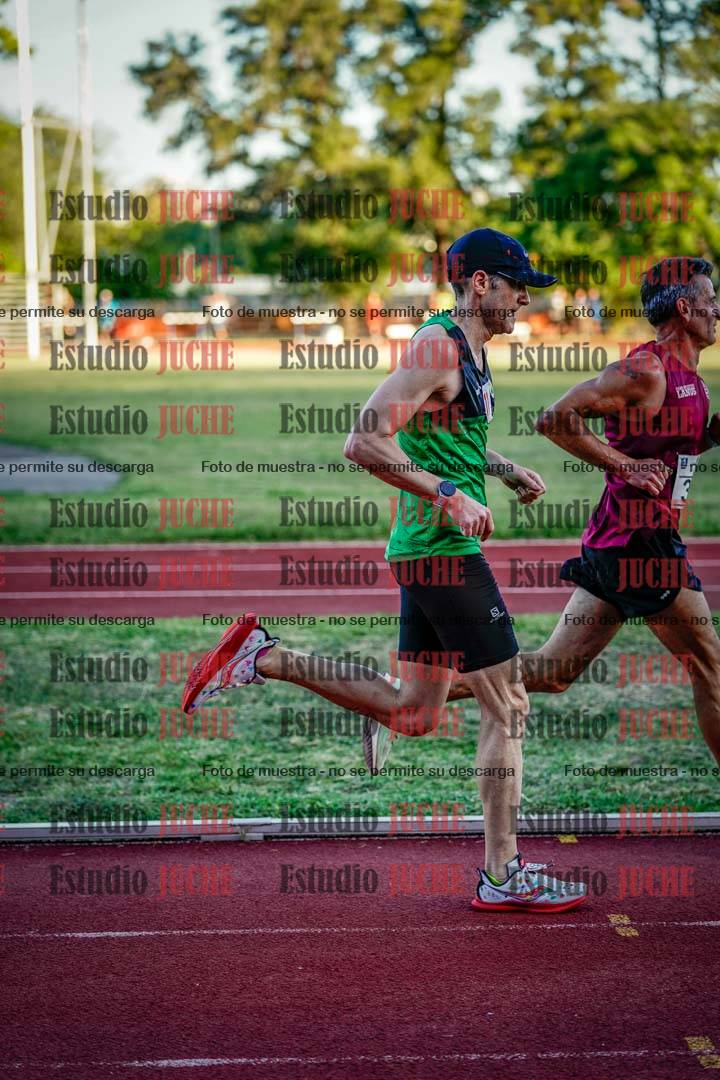 Fotos de los 3000 m llanos de varones