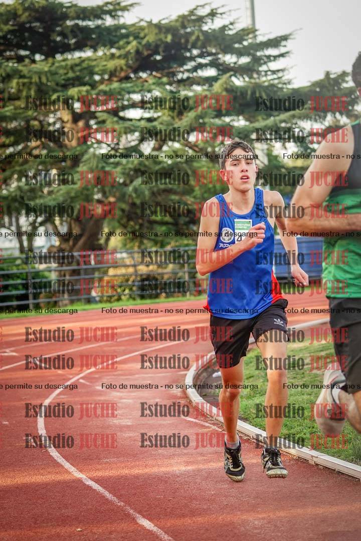 Fotos de los 3000 m llanos de varones