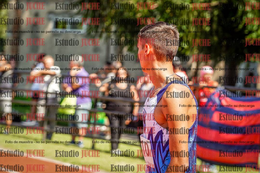 Fotos de los 800 m llanos de varones