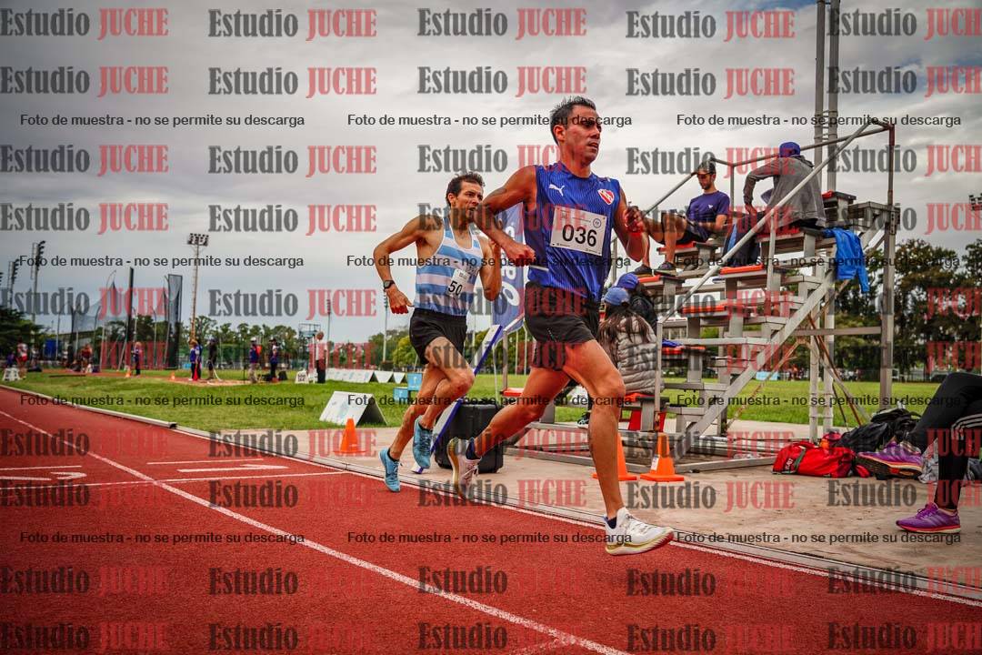 Fotos de los 3000 m llanos de varones