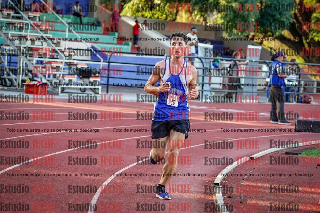 Fotos de los 3000 m llanos de varones