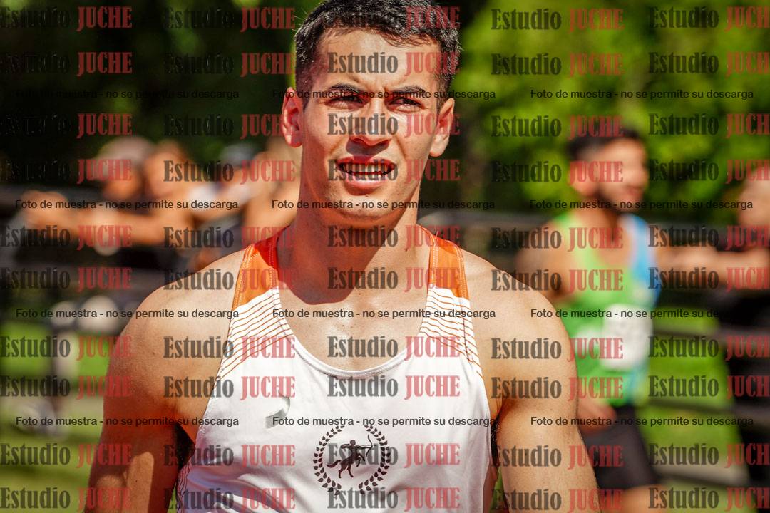 Fotos de los 800 m llanos de varones