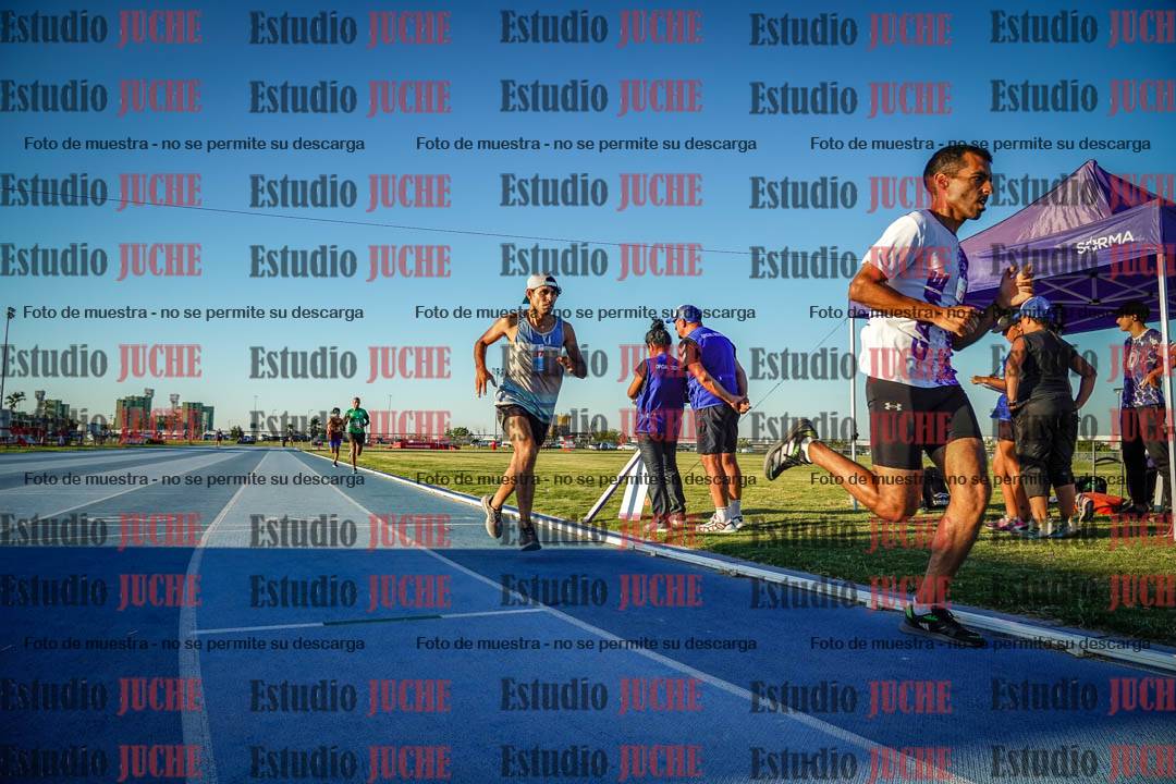 Fotos de los 1500 m llanos de varones