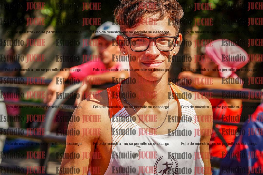 Fotos de los 800 m llanos de varones