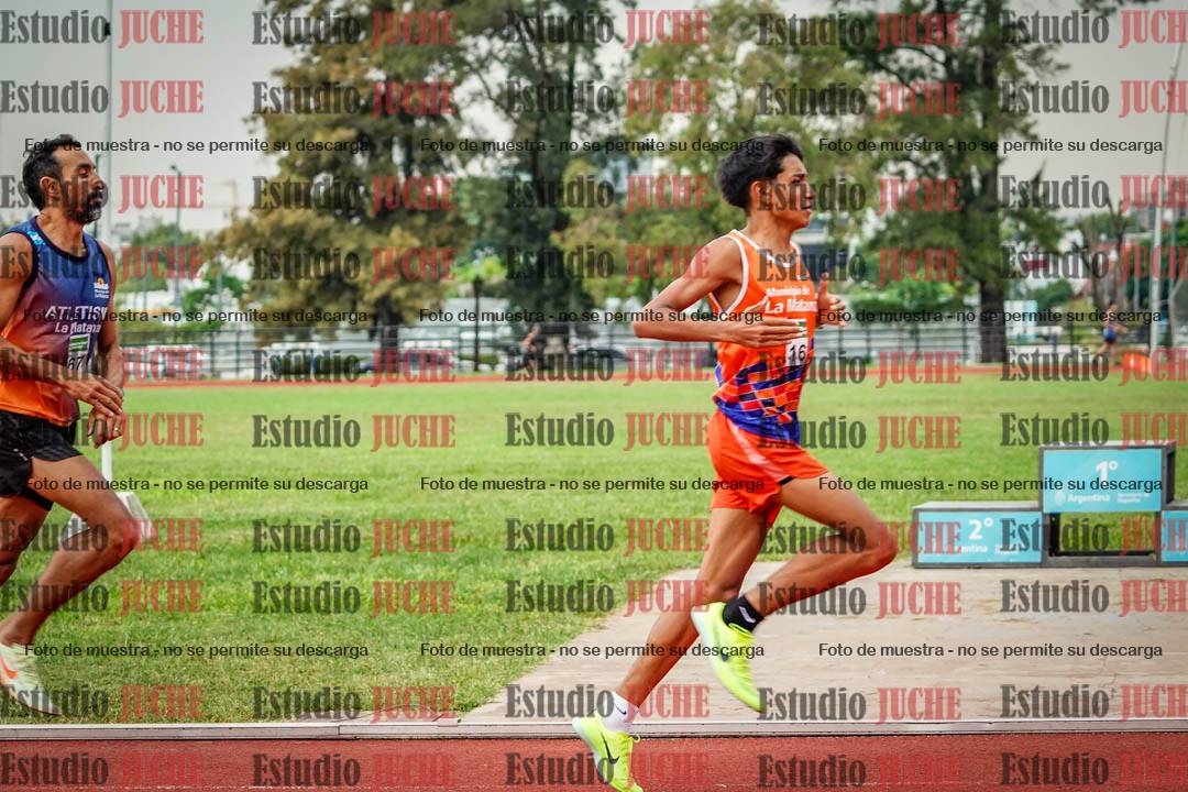 Fotos de los 800 m de varones