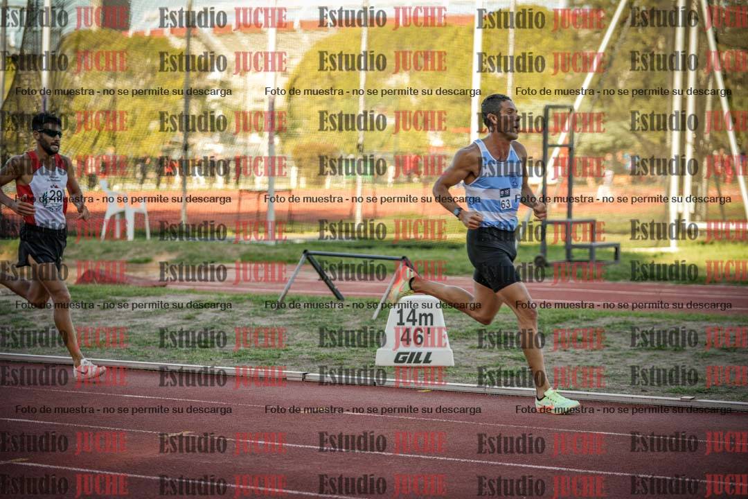 Fotos de los 3000 m llanos de varones