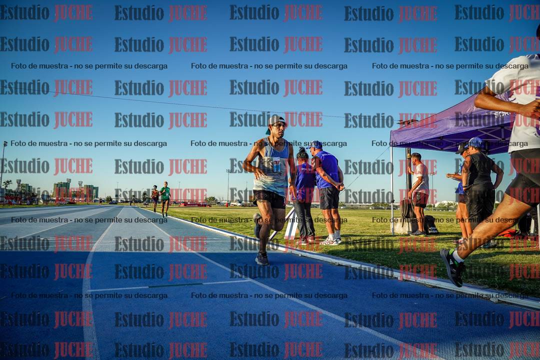 Fotos de los 1500 m llanos de varones