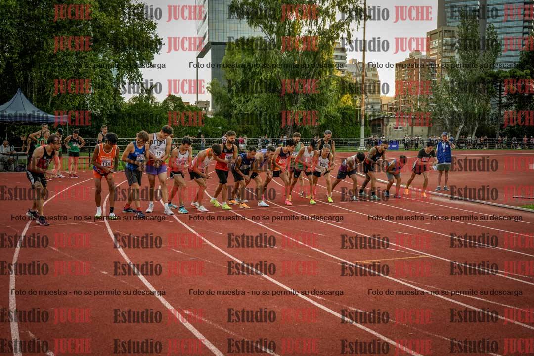Fotos de los 1500 m llanos de varones