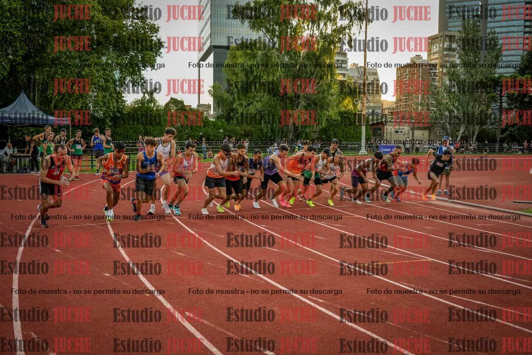 Fotos de los 1500 m llanos de varones