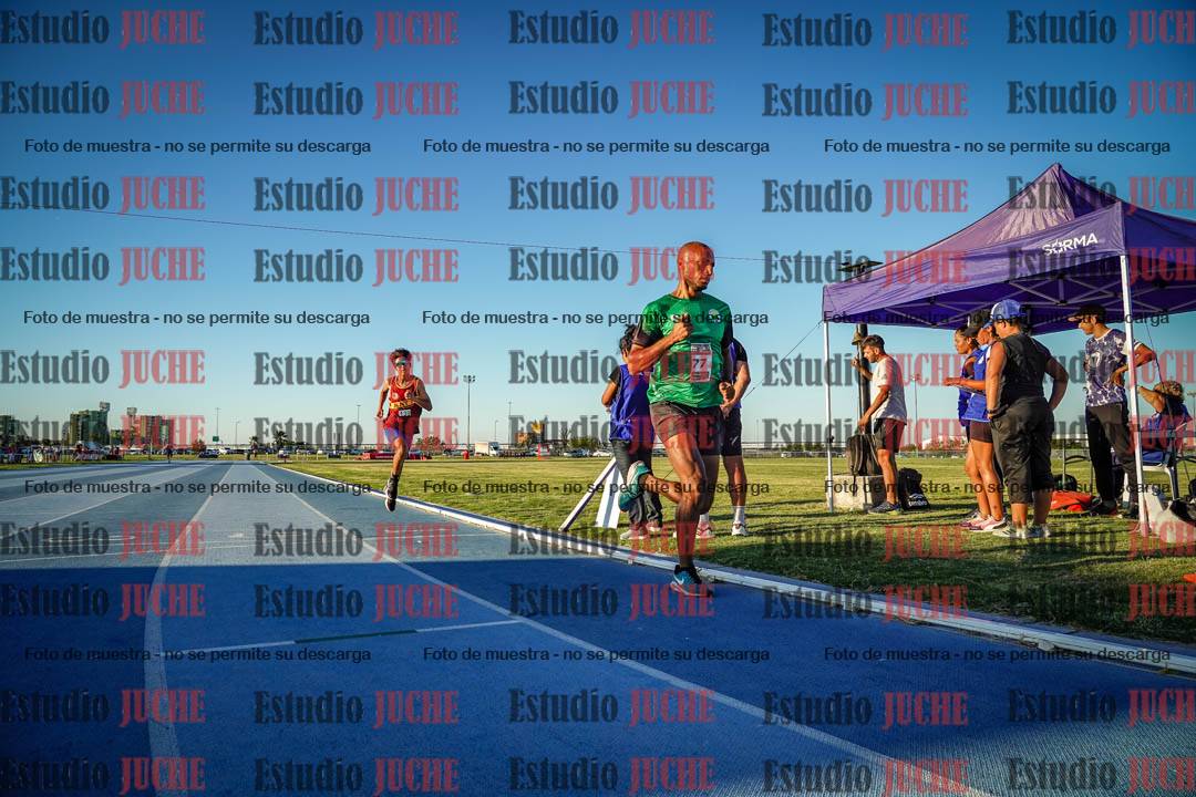 Fotos de los 1500 m llanos de varones