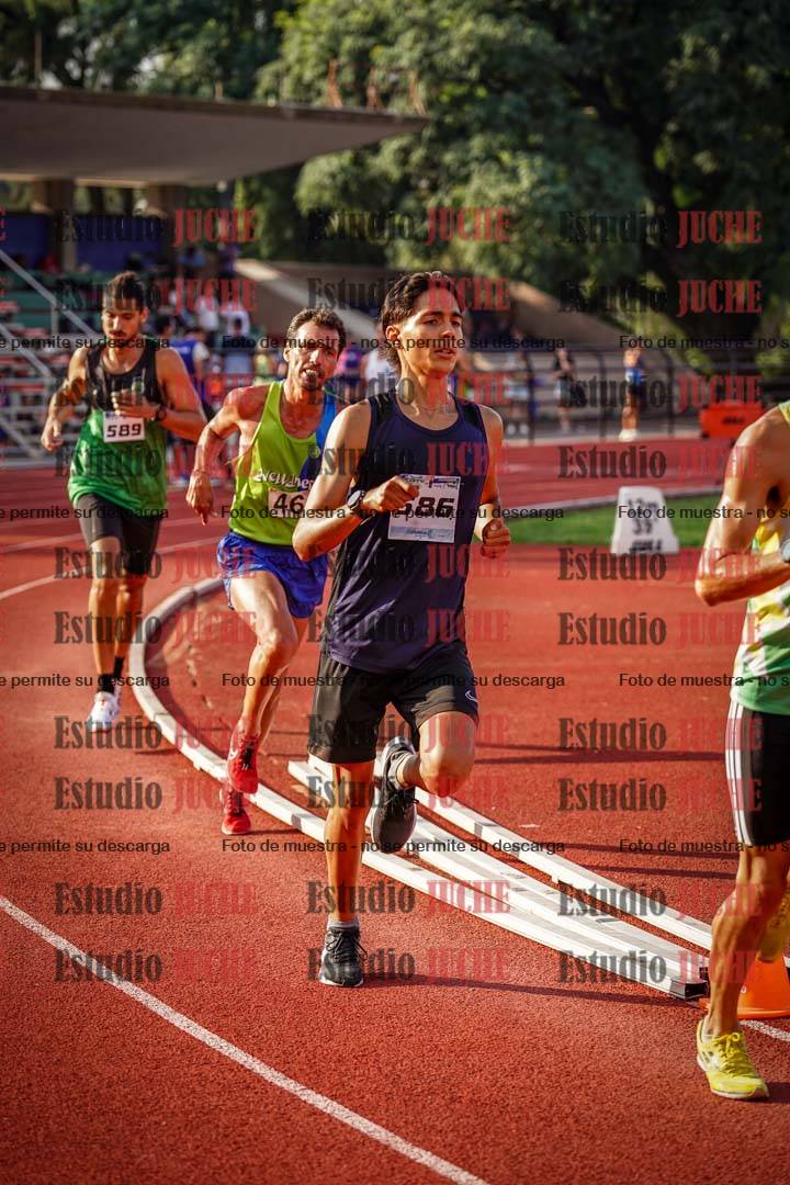 Fotos de los 3000 m llanos de varones